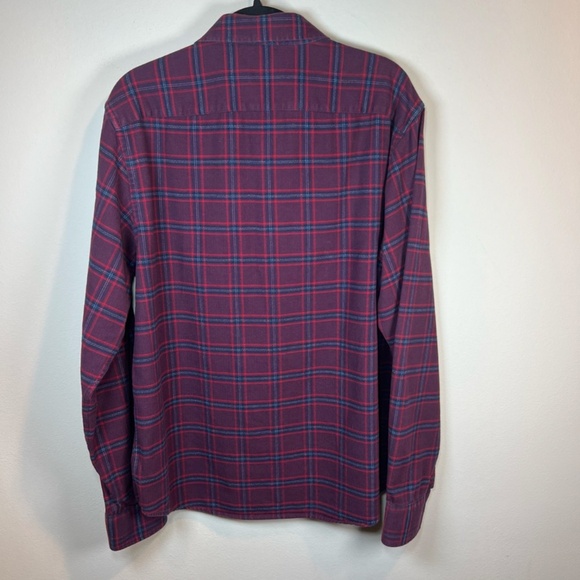 UNTUCKit Men's Barry Flannel Long Sleeve Plaid Button Front Shirt Maroon Blue XL - Picture 3 of 11